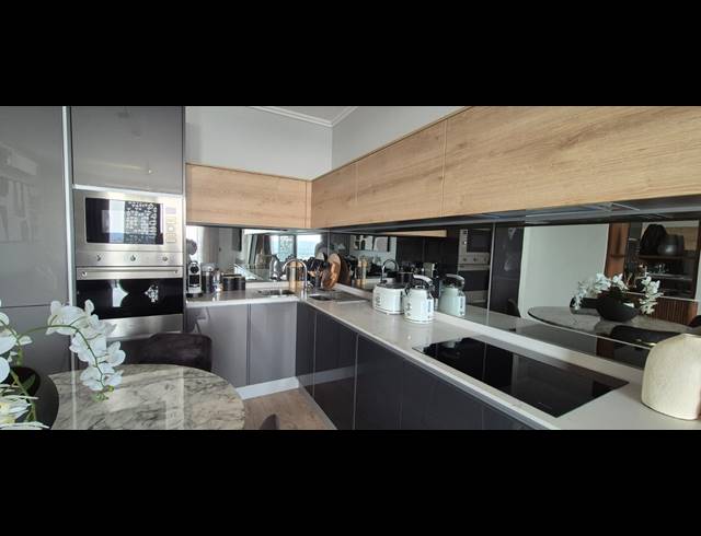 2 BEDROOM APARTMENT TO LET IN WATERFALL